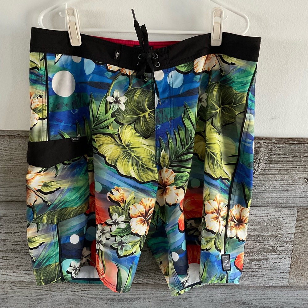 Vans swim trunks size 36